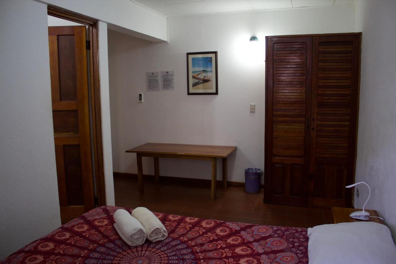 Hostel Tajalín Montezuma Exterior foto